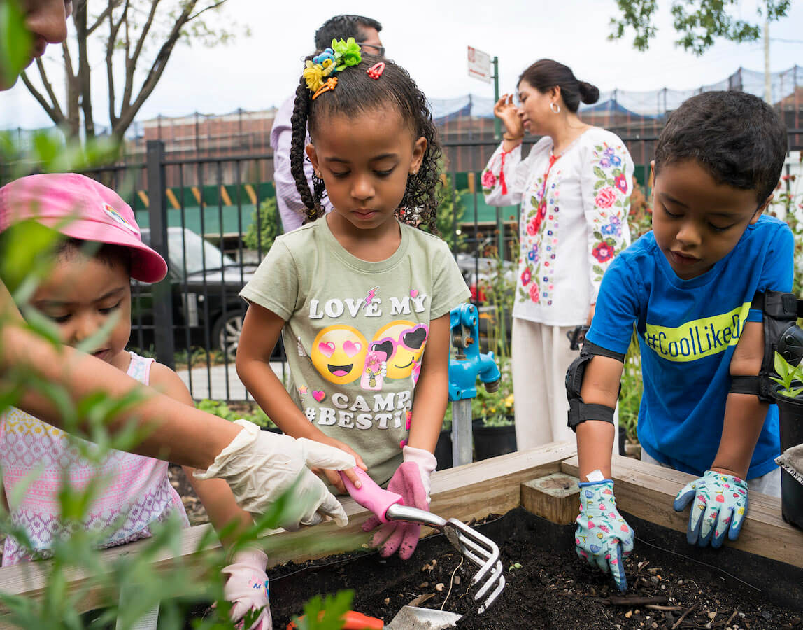 kids gardening